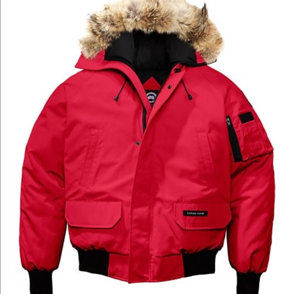 Authentic Canada Goose Chilliwack Fur Hood Bomber in Red